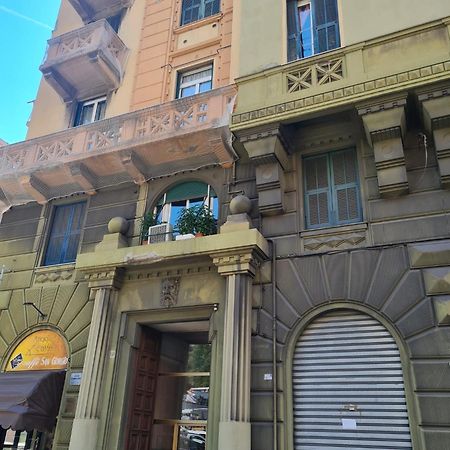 La Casa Di Pepe - Appartamento Centrale Luminoso ジェノヴァ エクステリア 写真